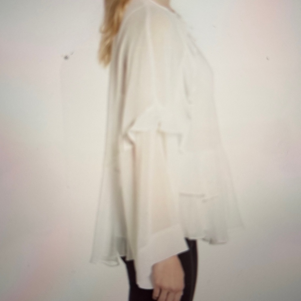 Chelsea 28 Ruffle top - Picture 14 of 14
